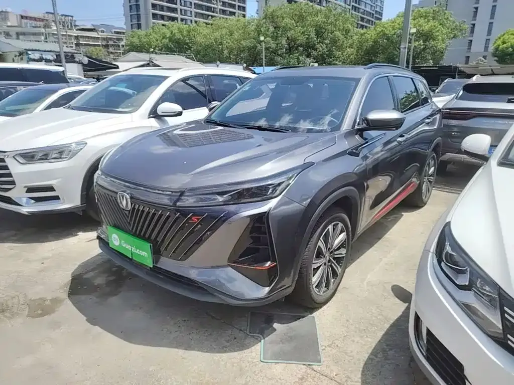 Changan CS75PLUS — фото 1