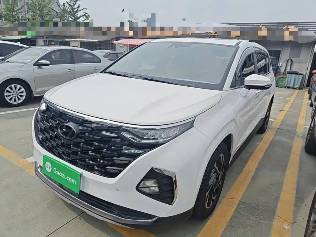Hyundai Custo — фото 1