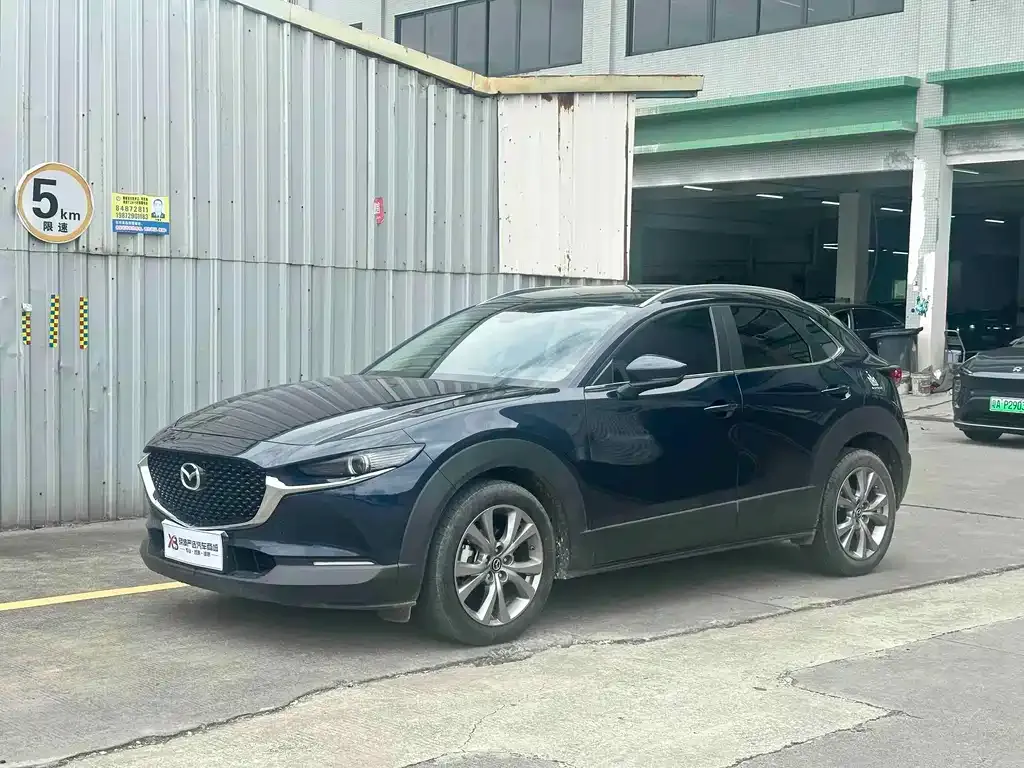 Mazda CX-30 — фото 1