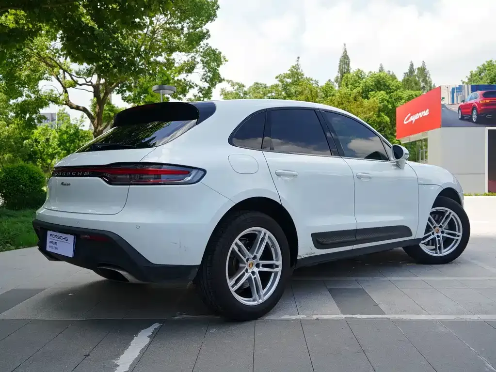Porsche Macan — фото 8