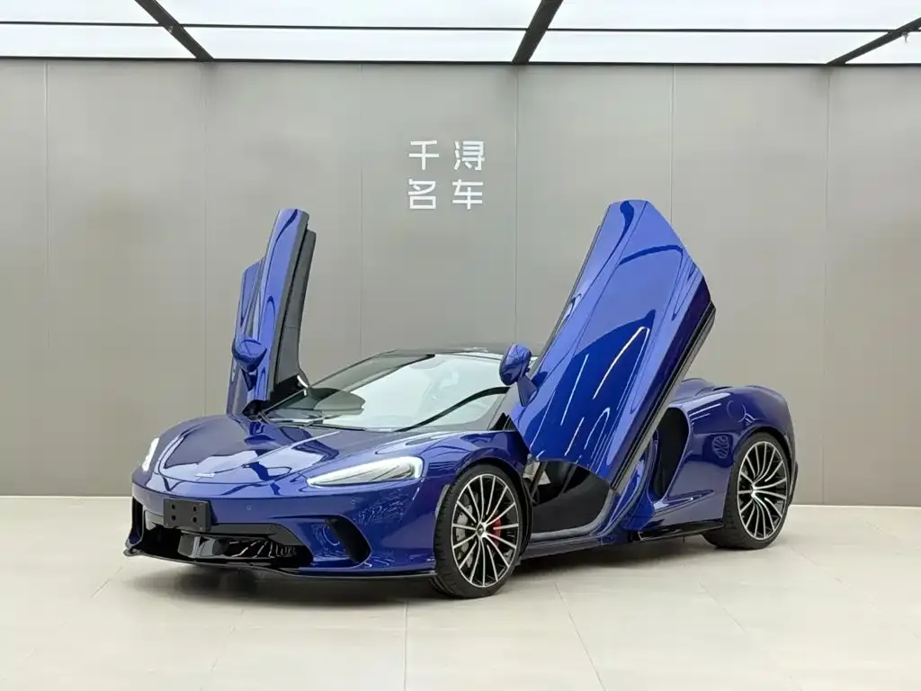 McLaren GT — фото 1