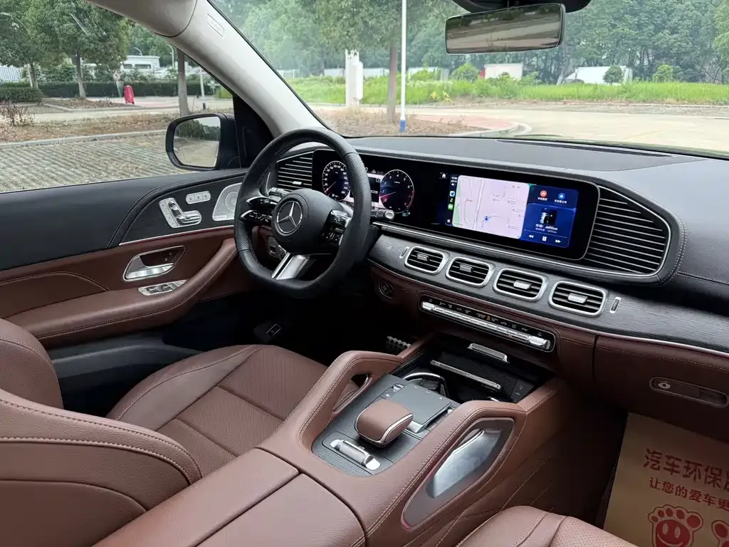 Mercedes-Benz GLS — фото 2