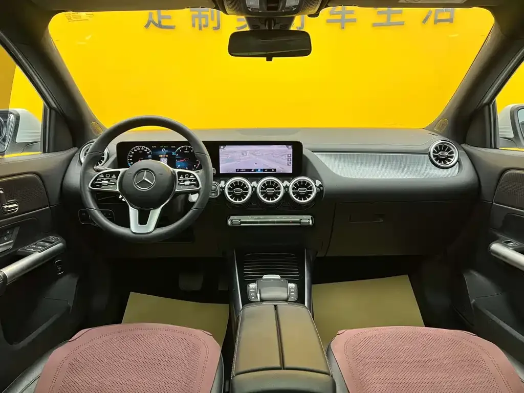 Mercedes-Benz GLA — фото 6