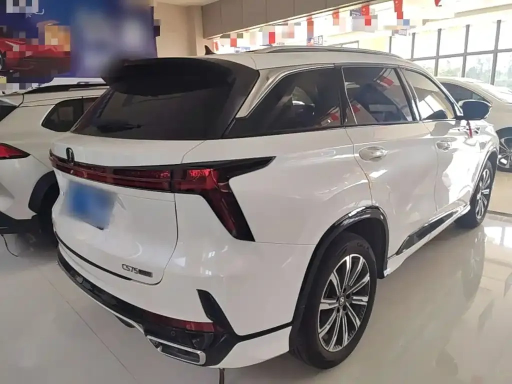 Changan CS75 PLUS — фото 6