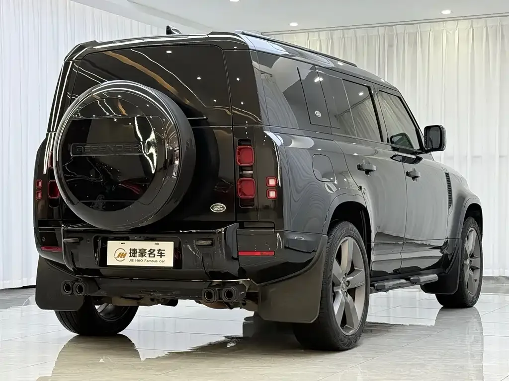 Land Rover Defender — фото 6