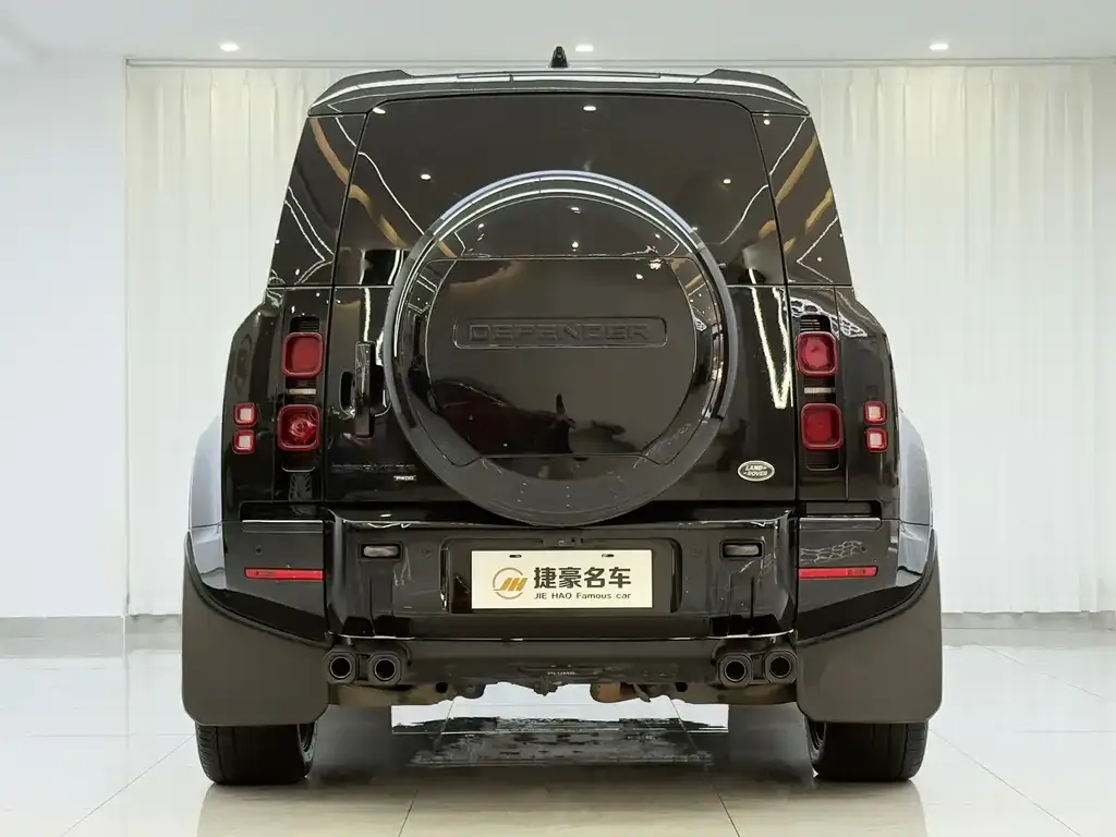 Land Rover Defender — фото 7