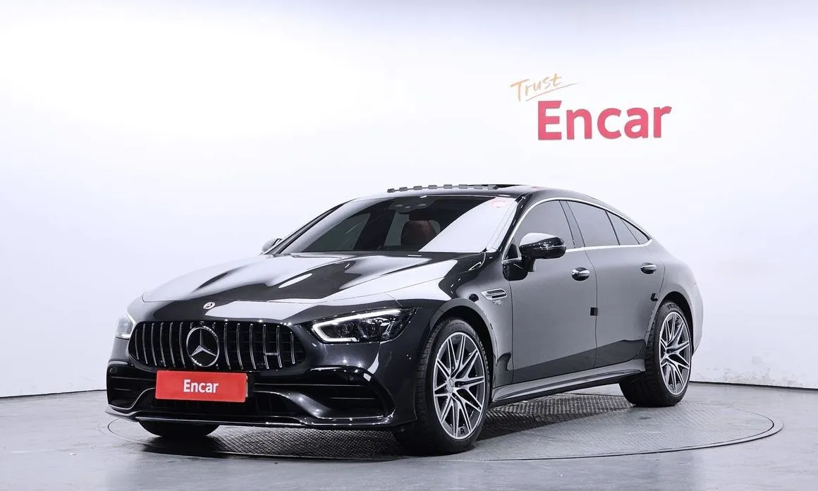 Mercedes-Benz AMG GT — фото 1