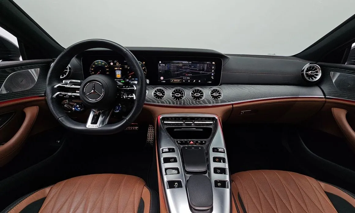 Mercedes-Benz AMG GT — фото 6