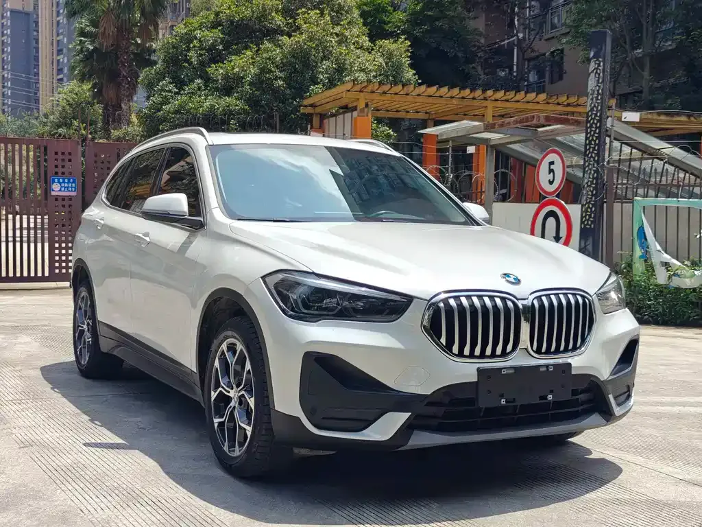 BMW X1 — фото 4