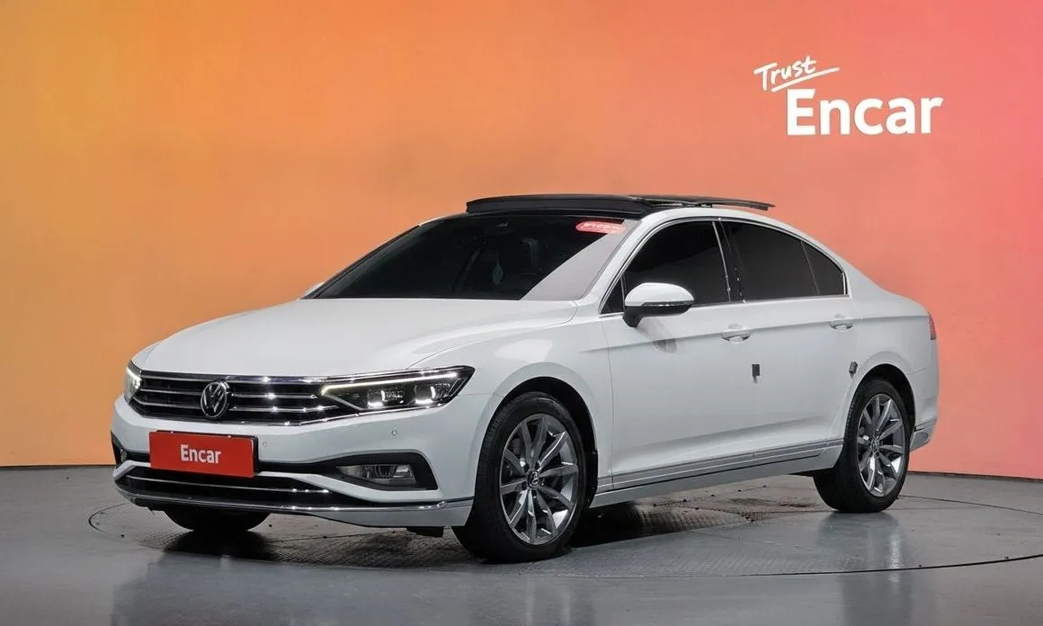 Volkswagen Passat — фото 1