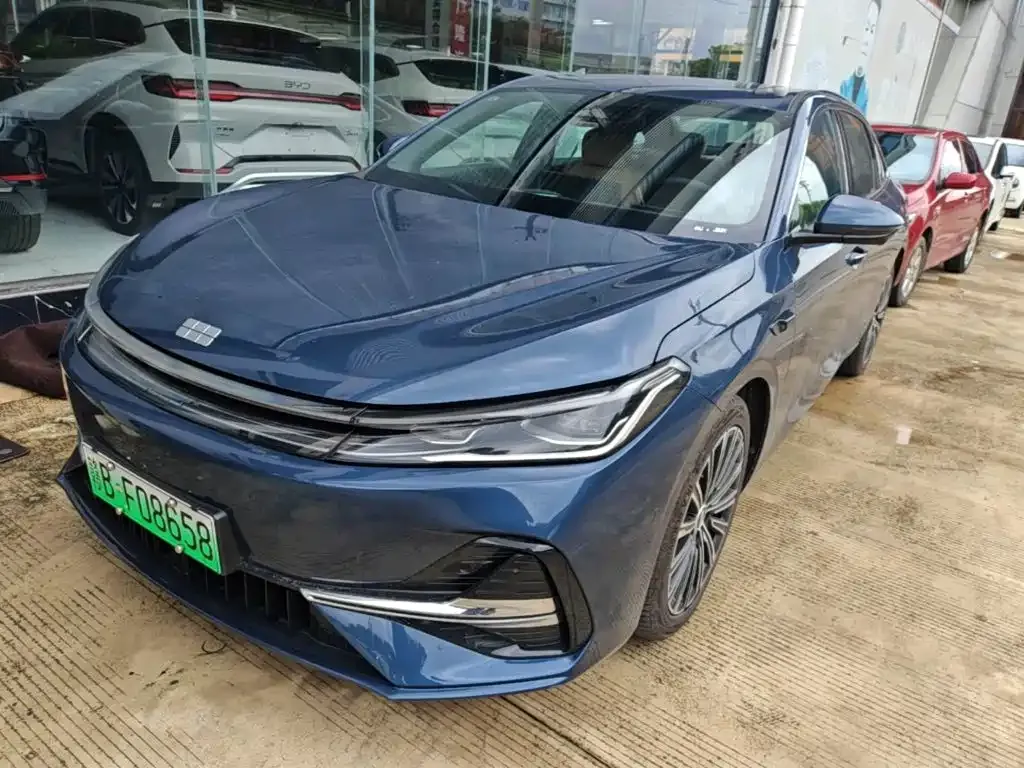 Geely Galaxy A7 EM — фото 1