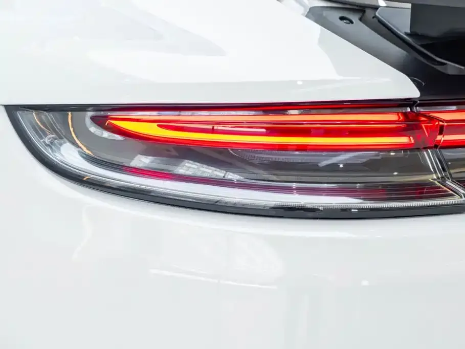 Porsche Panamera Hybrid — фото 4