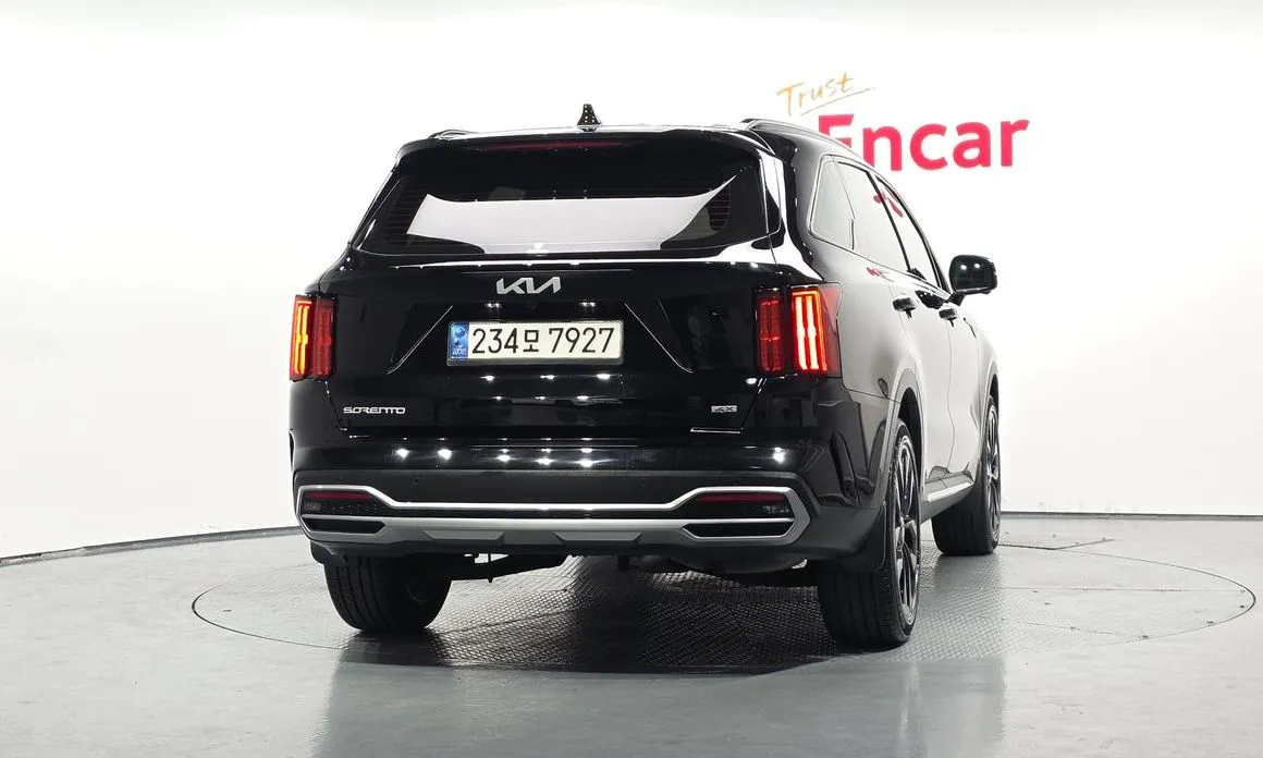 Kia Sorento — фото 9
