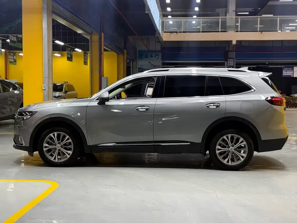 Buick Envision Plus — фото 8