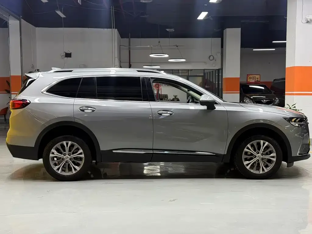 Buick Envision Plus — фото 4