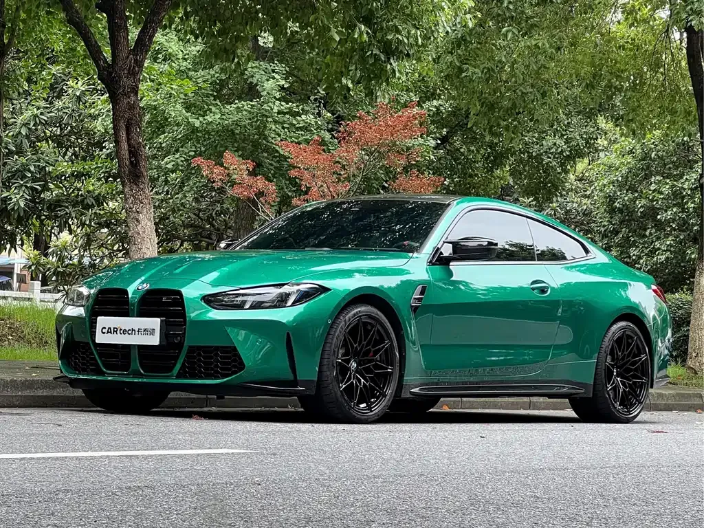 BMW M4 — фото 1