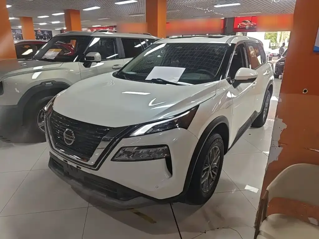 Nissan X-Trail — фото 1