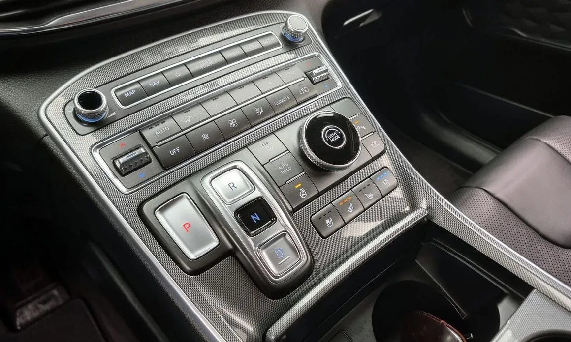 Hyundai Santafe — фото 5