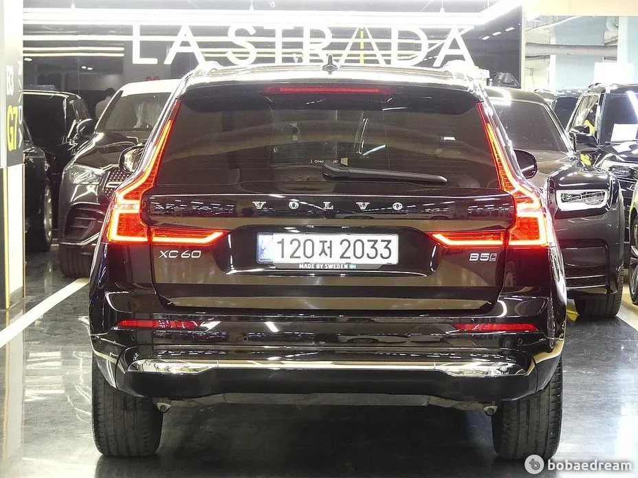 Volvo XC60 — фото 4