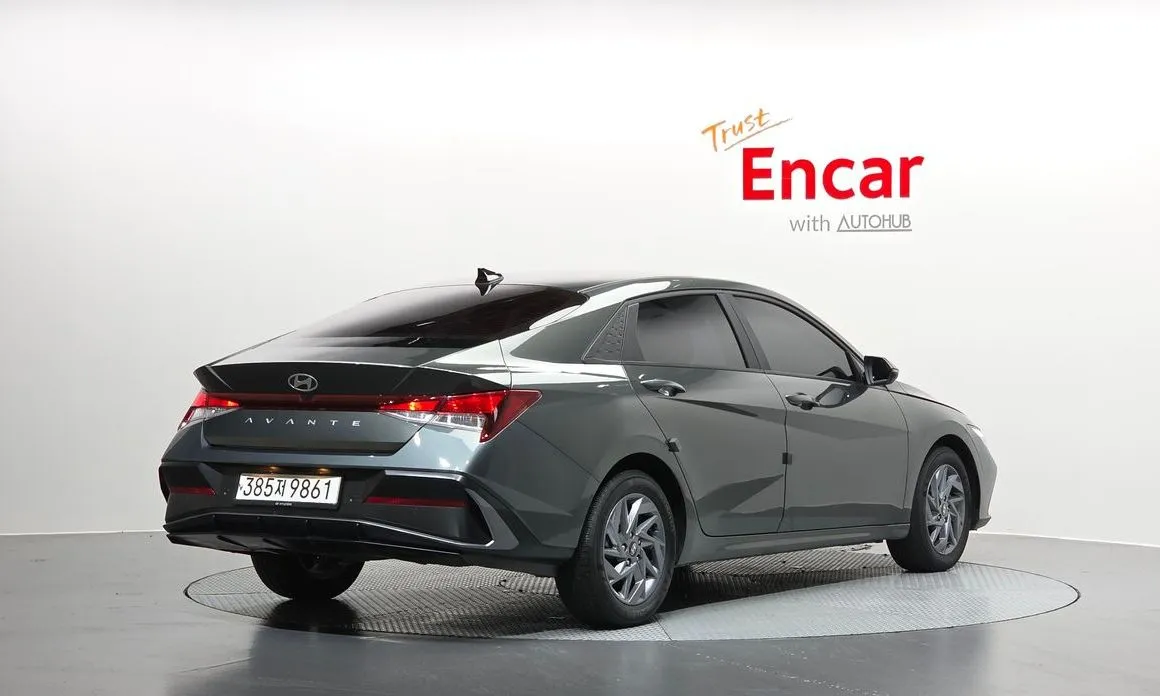 Hyundai AVANTE — фото 3