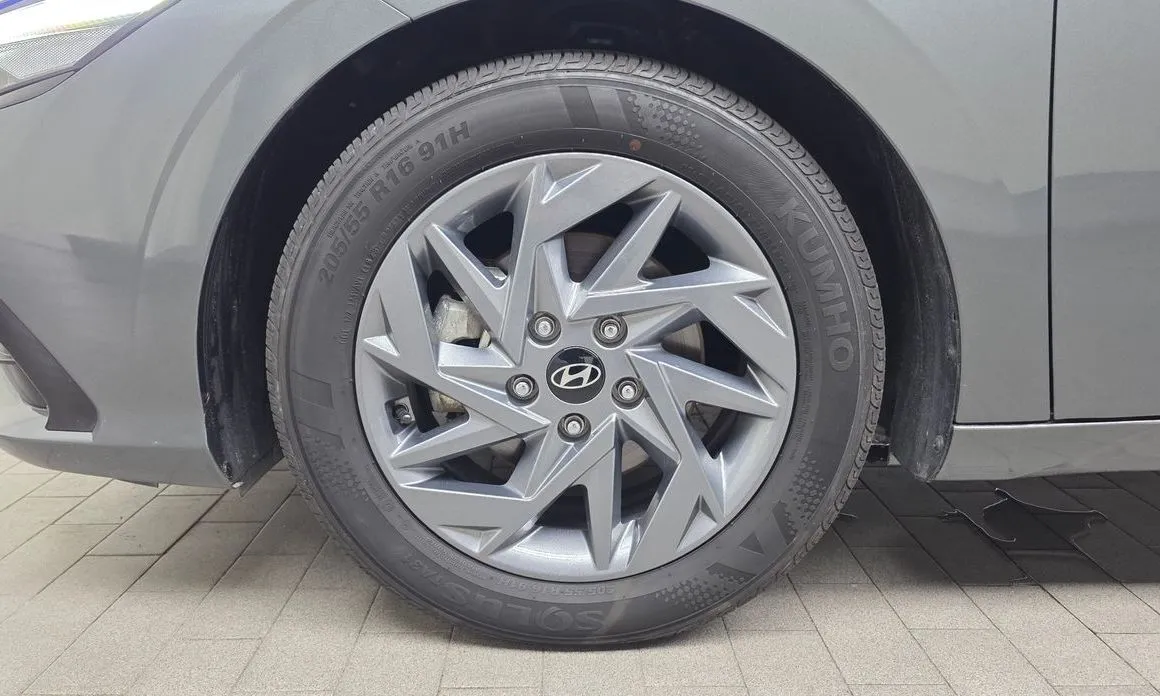 Hyundai AVANTE — фото 6