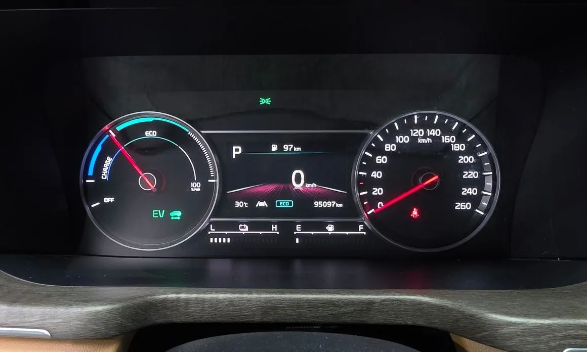 Kia Sorento — фото 8