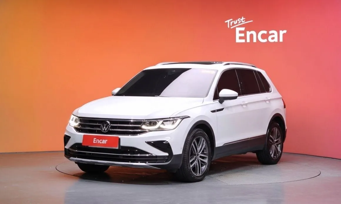 Volkswagen Tiguan — фото 1