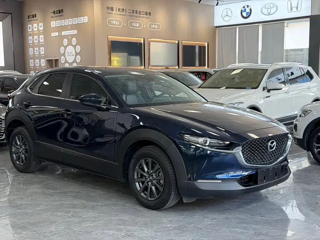 Mazda CX-30 — фото 2