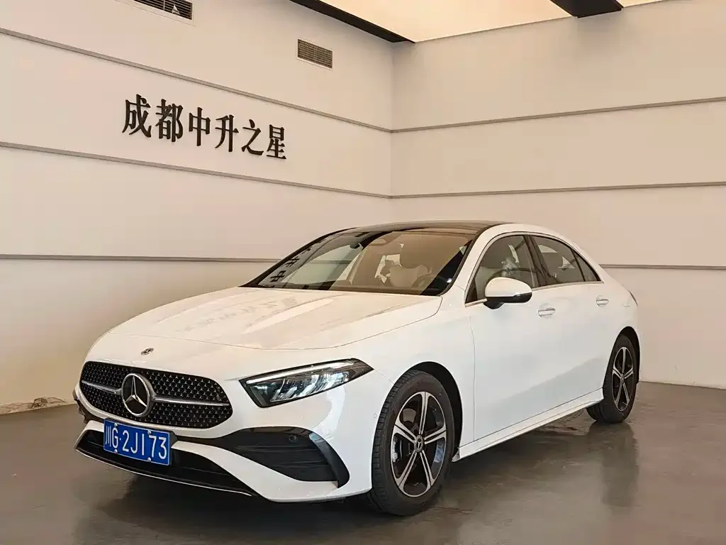 Mercedes-Benz A-Class — фото 1
