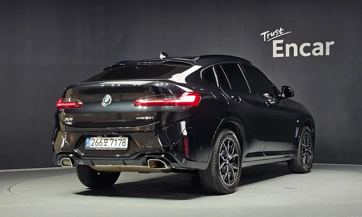 BMW X4 — фото 9