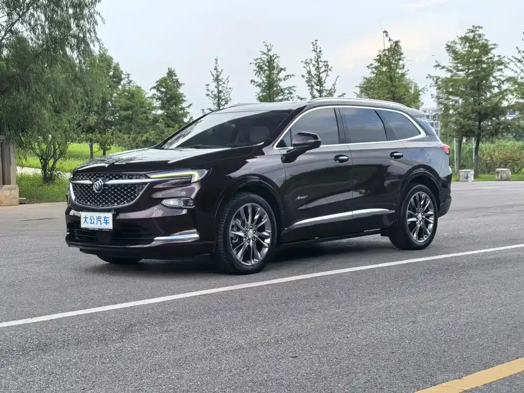 Buick Enclave — фото 1