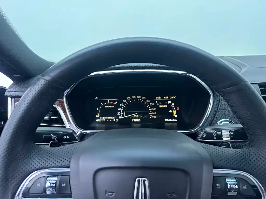 Lincoln Continental — фото 3