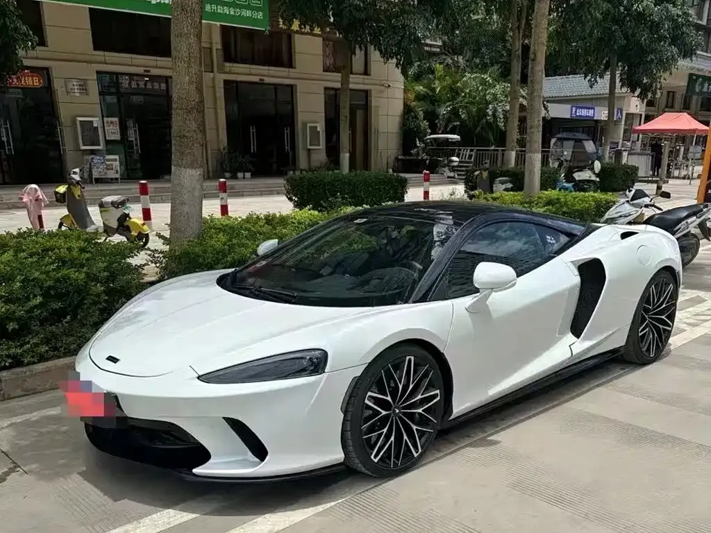 McLaren GT — фото 1