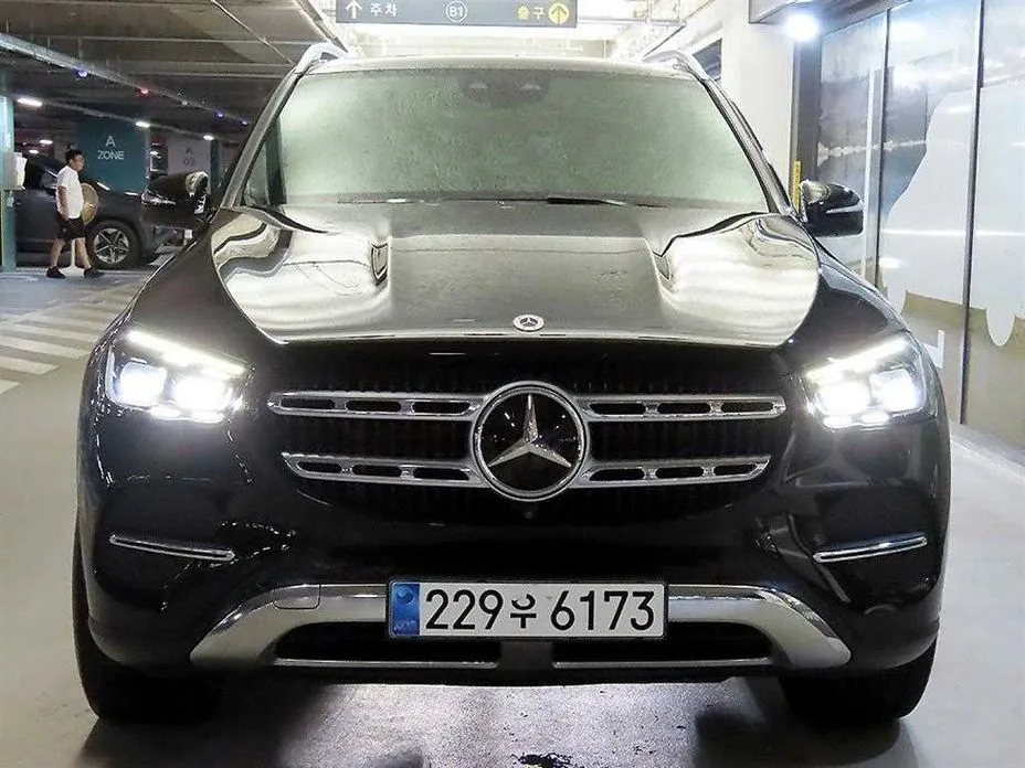 Mercedes-Benz GLE-Class — фото 4