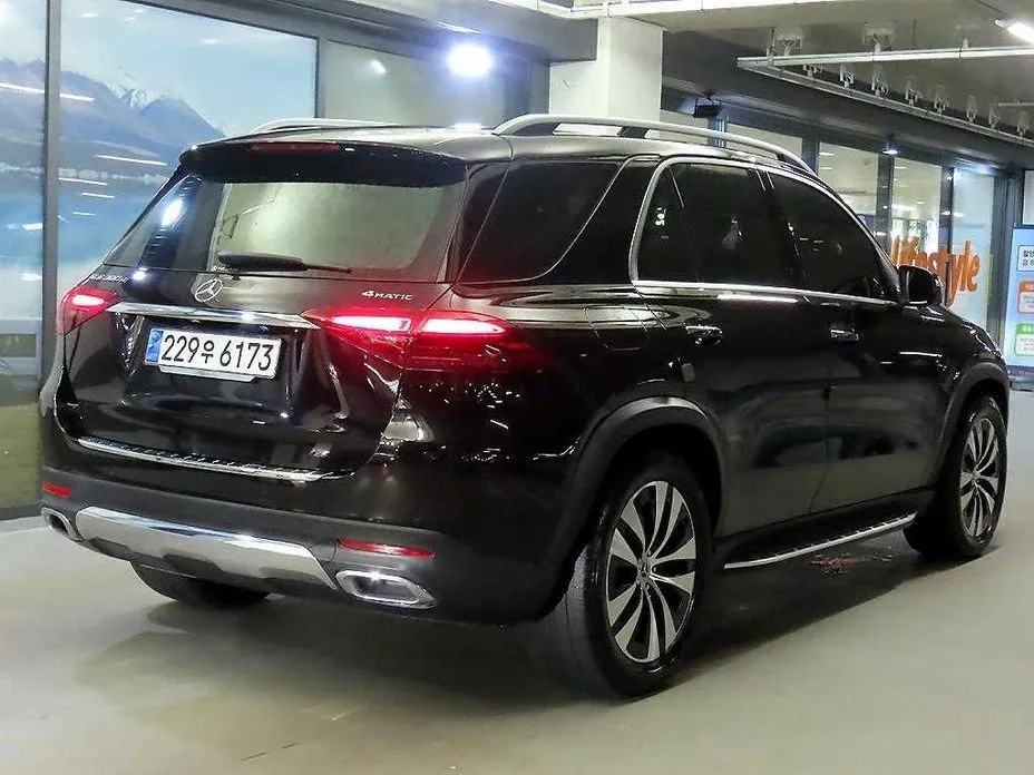 Mercedes-Benz GLE-Class — фото 8