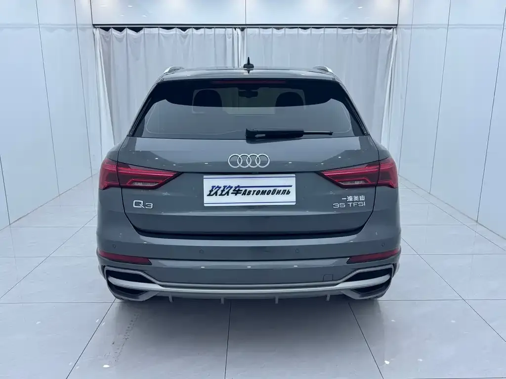 Audi Q3 — фото 3