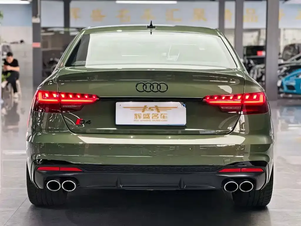 Audi S4 — фото 8