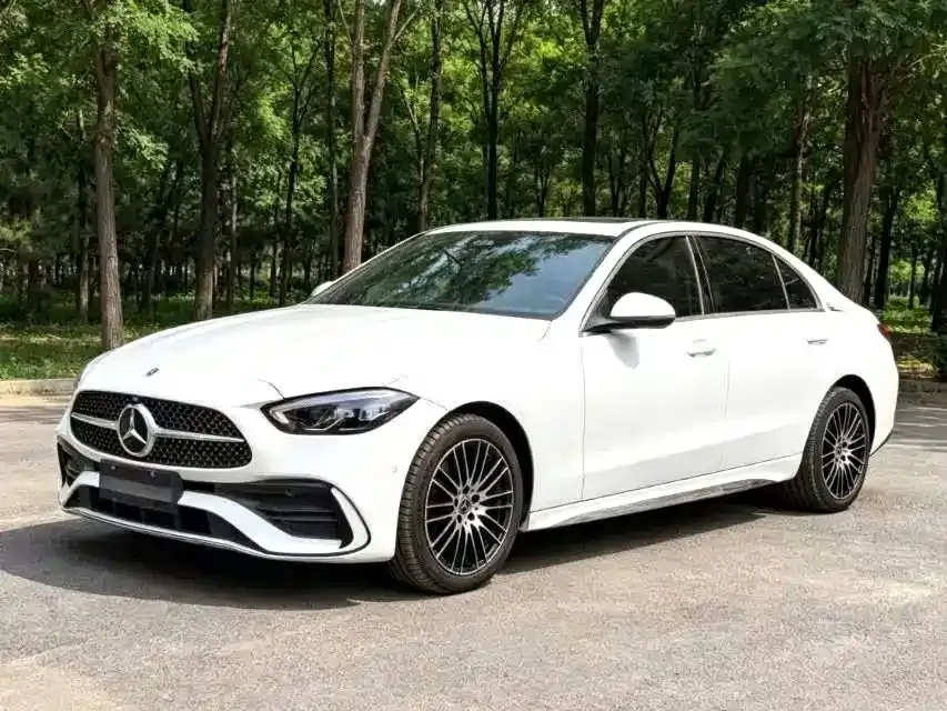 Mercedes-Benz C-Class — фото 1