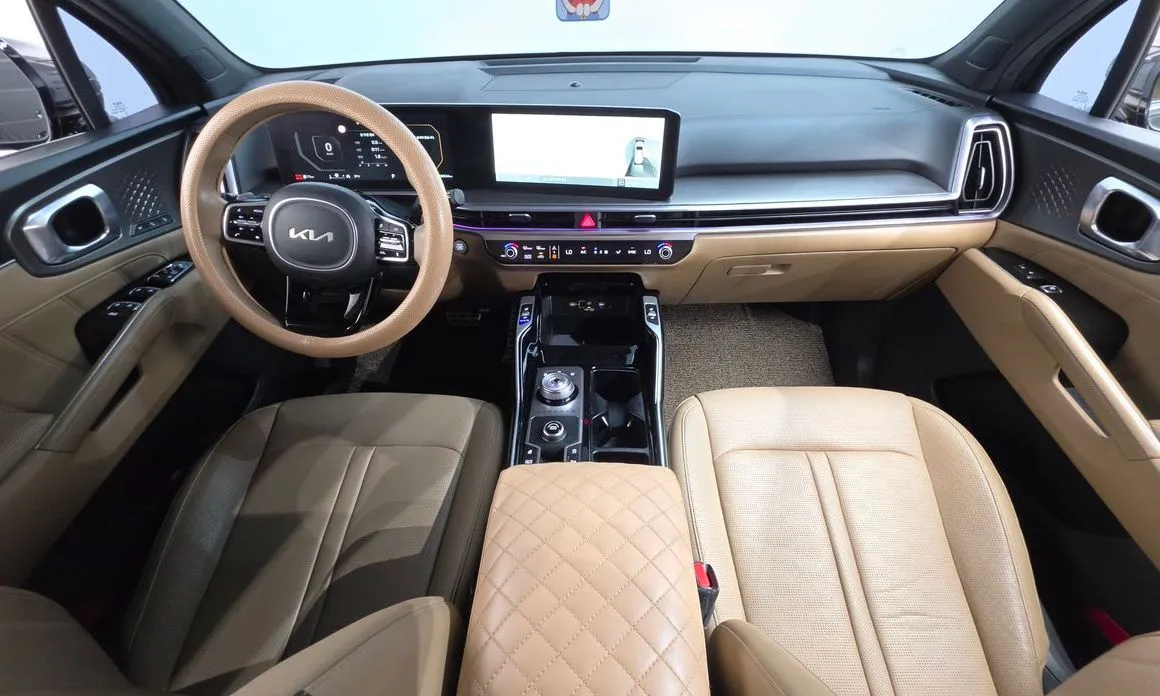 Kia Sorento — фото 4
