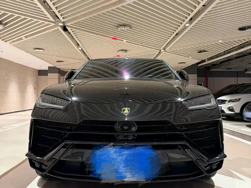 Lamborghini Urus — фото 7