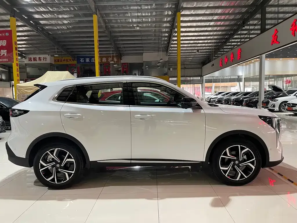 Changan CS55PLUS — фото 10