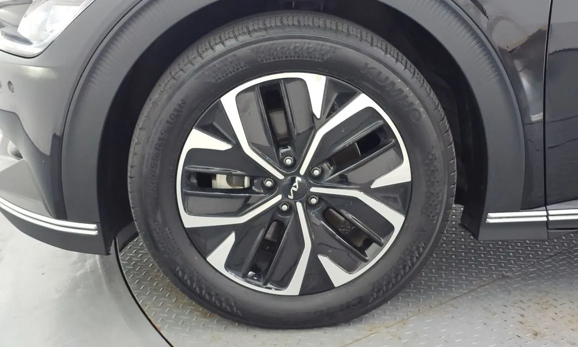 Kia EV6 — фото 4