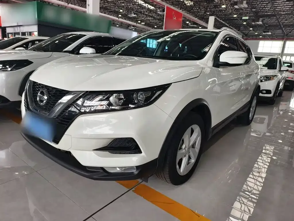 Nissan Qashqai — фото 7