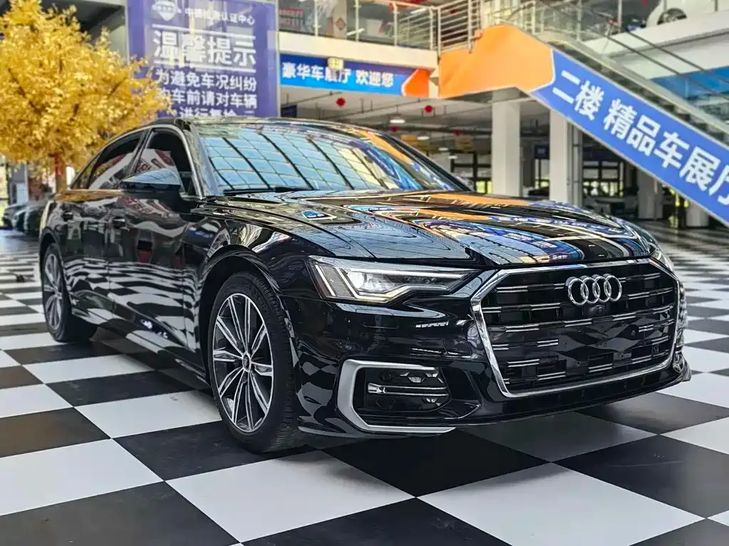 Audi A6L — фото 10