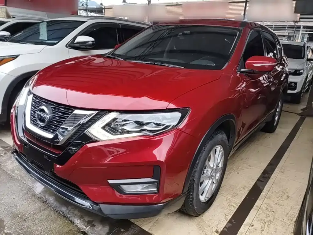 Nissan X-Trail — фото 1