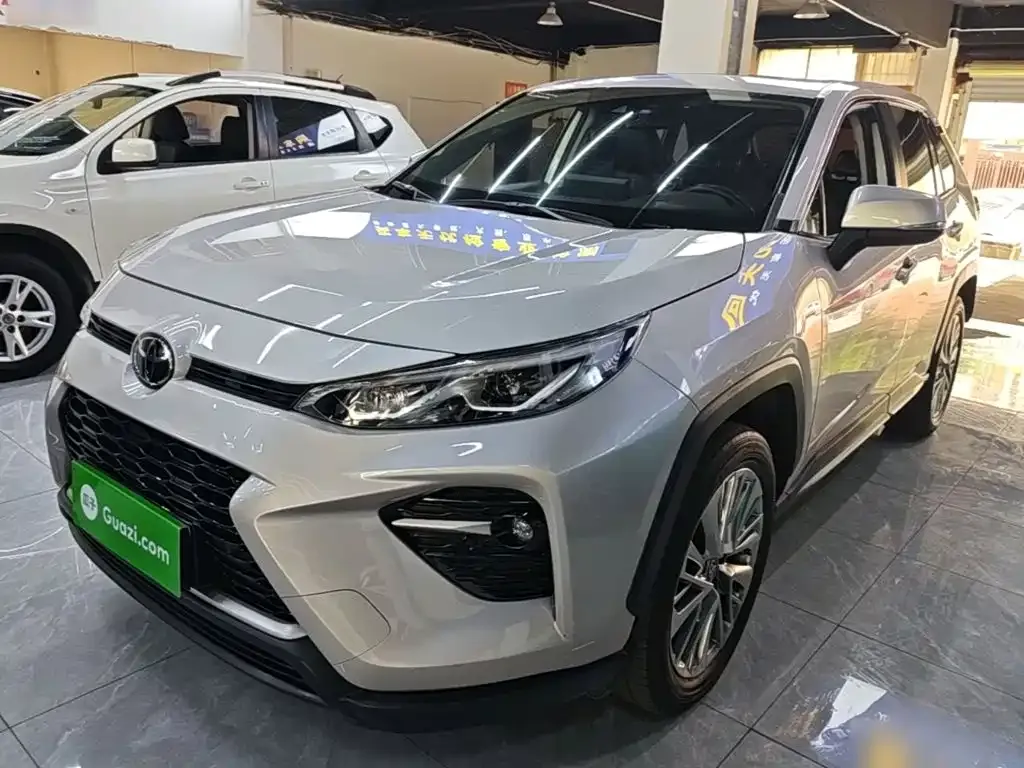 Toyota Wildlander — фото 1