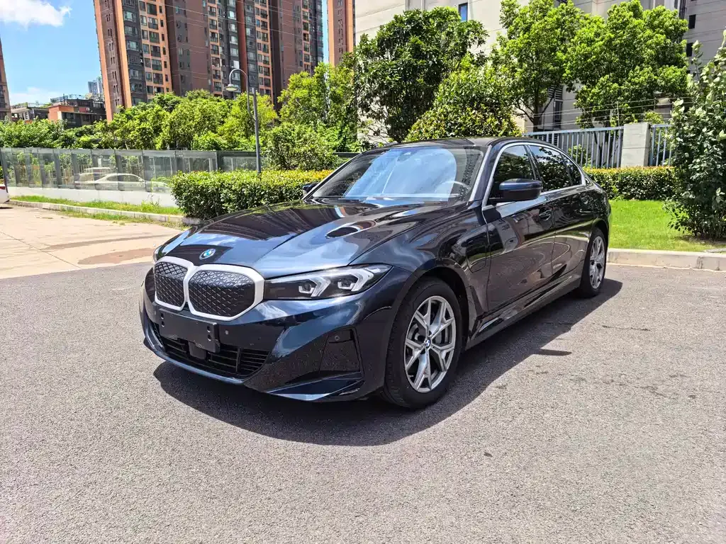 BMW i3 — фото 1