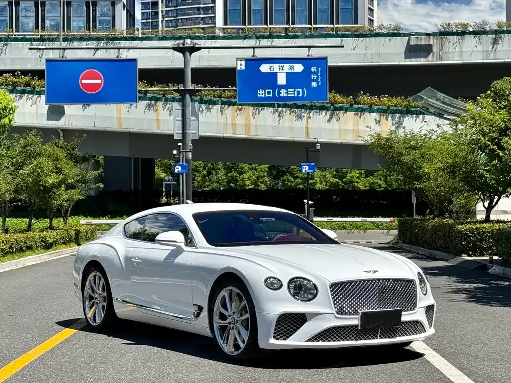 Bentley Continental — фото 7