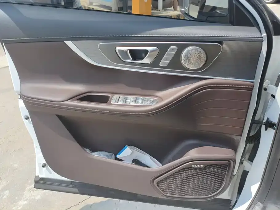 Chery Tiggo 8 PRO NEV — фото 8