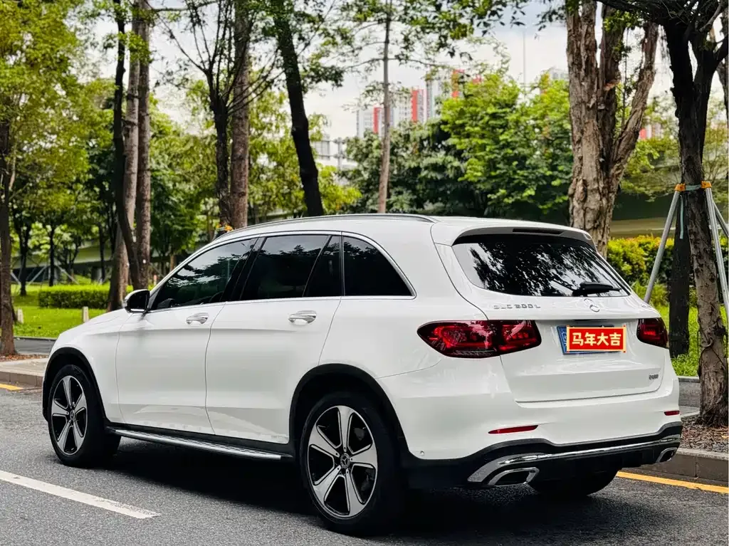 Mercedes-Benz GLC — фото 10
